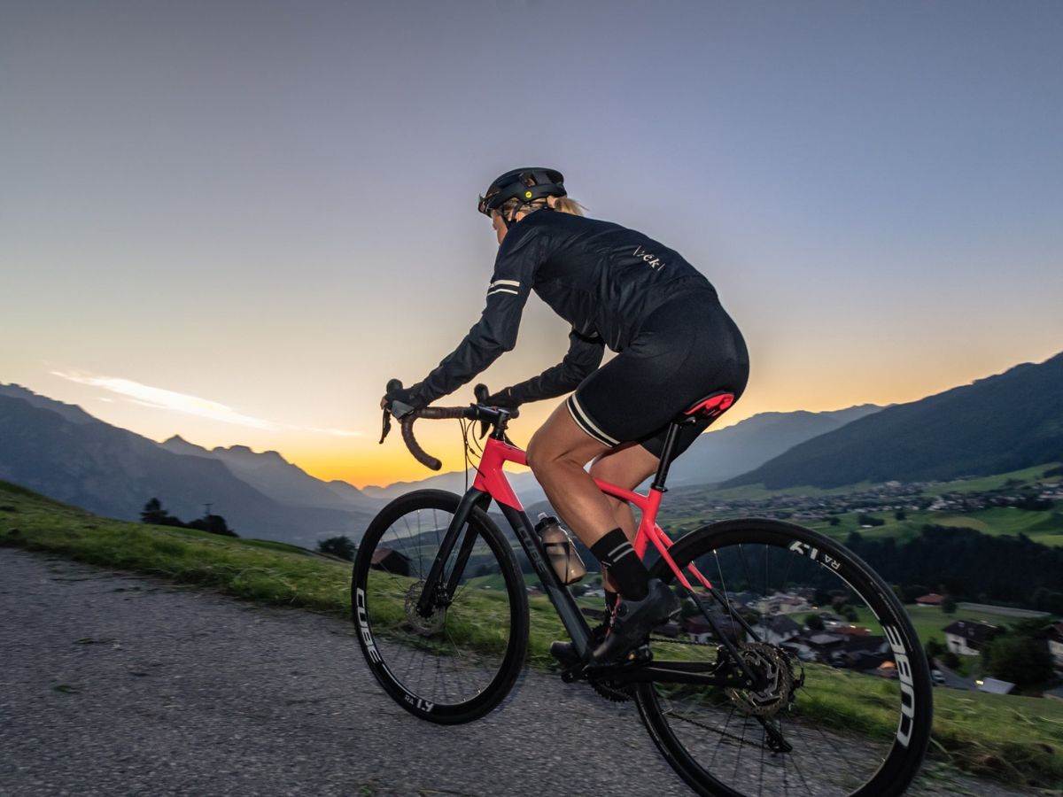 cube_bidon_na_rower_skiteam