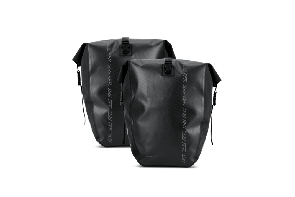Sakwa-cube-rfr-rear-tourer